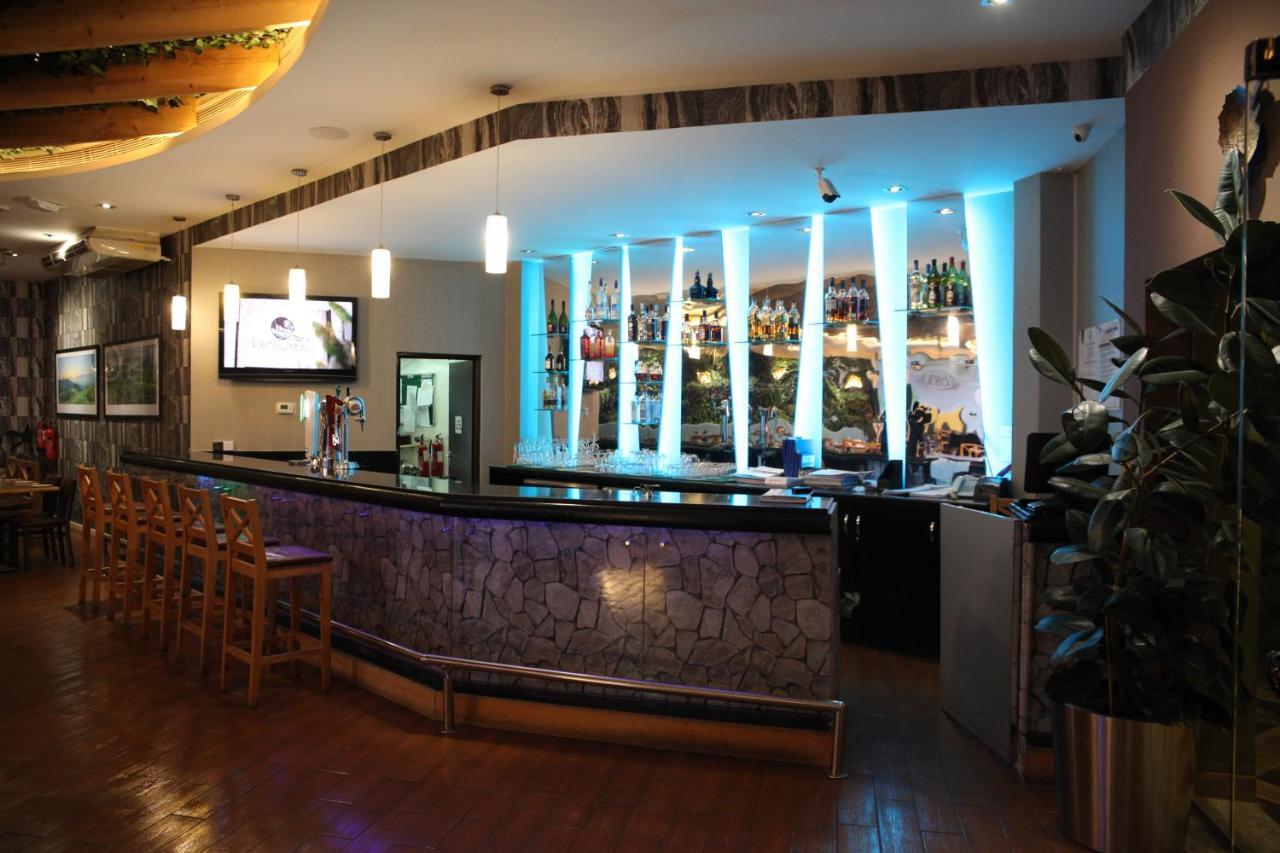 Pearl Hotel & Spa Umm al-Quwain Exteriör bild