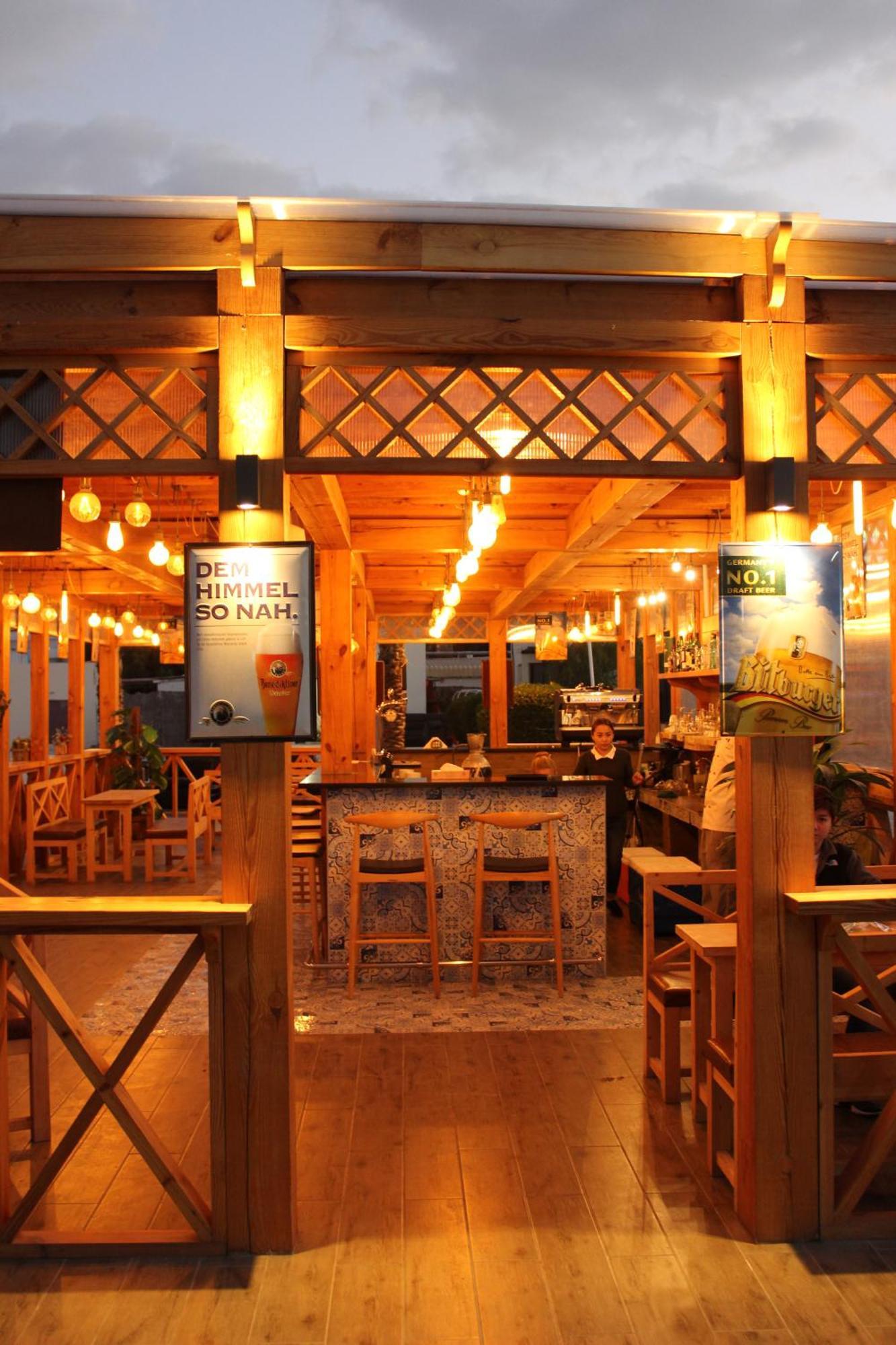 Pearl Hotel & Spa Umm al-Quwain Exteriör bild