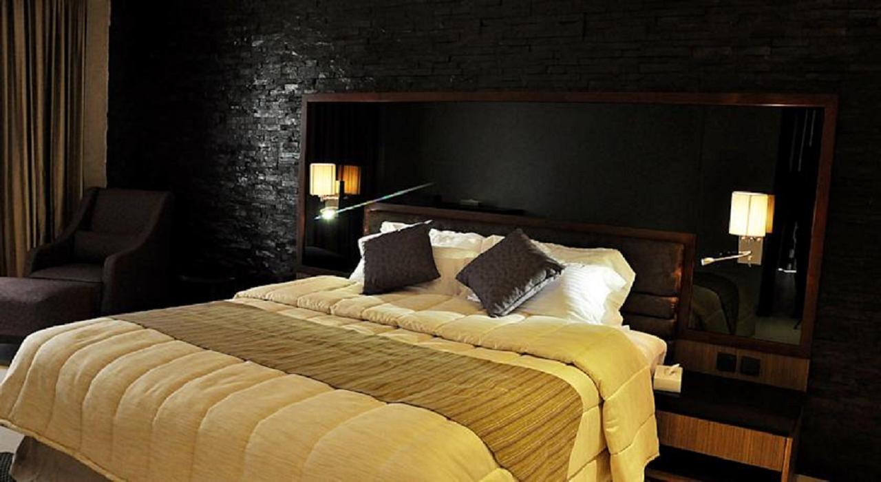 Pearl Hotel & Spa Umm al-Quwain Exteriör bild
